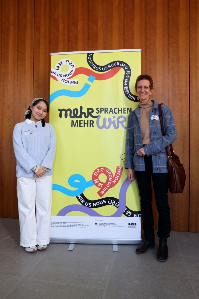 Mehrsprachen DKJS DorotheaTuch 300 24808