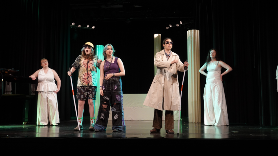 Antigone - tACTlos beeindruckt in der GEMS